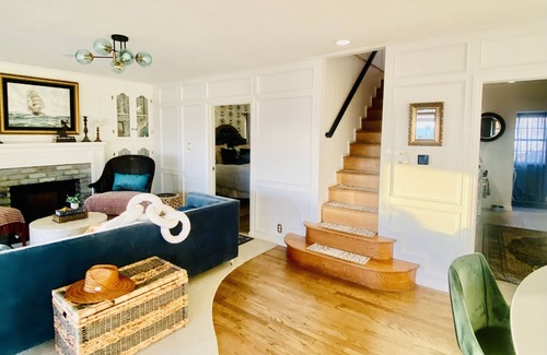 Laguna Beach Casa | Laguna Coast Cottage. Location, location, location!