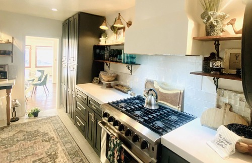 Laguna Beach Casa | Laguna Coast Cottage. Location, location, location!