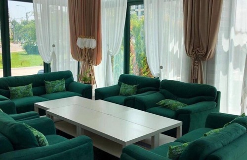 Constanta Casa | Laguna Residence