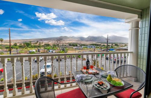 Historic Lahaina Front Street Casa | Lahaina Shores Beach Resort 206