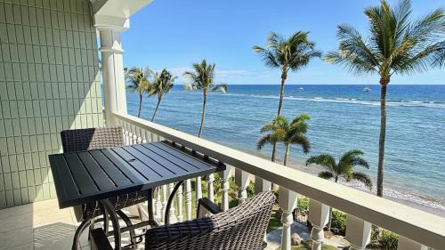 Historic Lahaina Front Street Apartamento | Lahaina Shores Oceanfront Studio