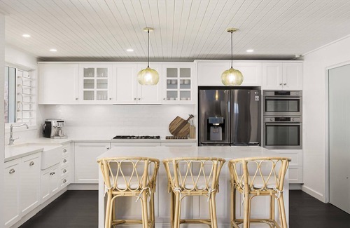 North Avoca Casa | LAHINCH | Pool , Close to beach | Accom Holidays