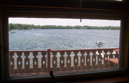 Powers Lake Casa | Relajado Lakefront Cottage - Diversión familiar en Powers Lake