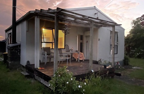 Mokihinui Casa | Laid back retreat, footsteps to the sand and river mouth, with stunning scenery.
