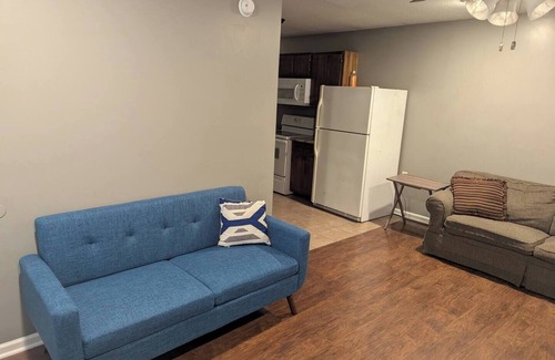 Jonesboro Casa | Laidback home for laidback people