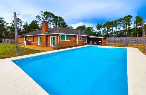 Thomas Drive Casa | Laird Lagoon