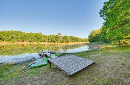 Herron Casa | Lake Access and Dock Remote Mio-Area Cottage