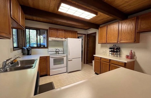 Glencoe Cabina | Lake Access, Wine tasting and Outdoor Adventures - Arnold - Pet Friendly