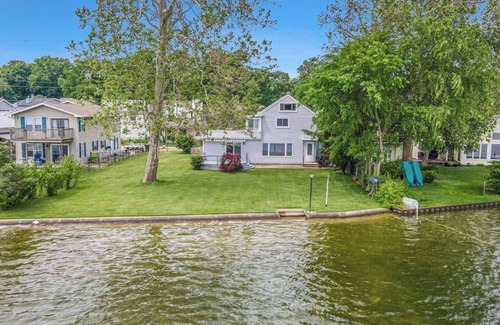 Portage Casa | Lake and Lodge By Kzoobnb