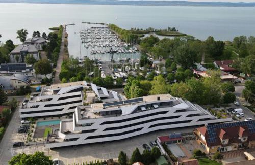 Balatonszemes Apartamento | Lake and Pool Apartman Balatonszemes