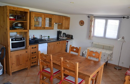 Veyrier-du-Lac Chalet De Esquí | LAC D'ANNECY- Veyrier du Lac - Apartamento en planta baja en chalet