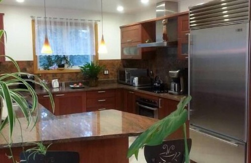 Lake Arrowhead Casa | Lake Arrowhead Maine, New House for Vacation Rental