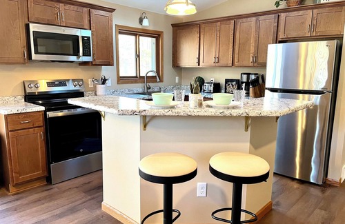 Rome Casa | Lake Arrowhead Retreat with club pools and beaches