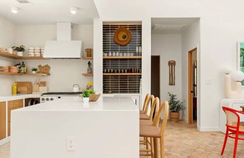 Illakee Casa | Lake Austin Luxury/200ft Private Waterfront on 2 Acres/2 Docks/Sleeps 4