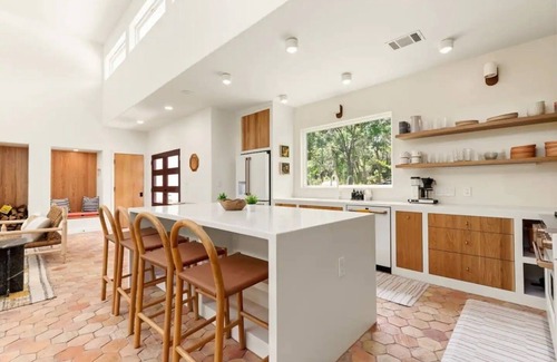 Illakee Casa | Lake Austin Luxury/200ft Private Waterfront on 2 Acres/2 Docks/Sleeps 4