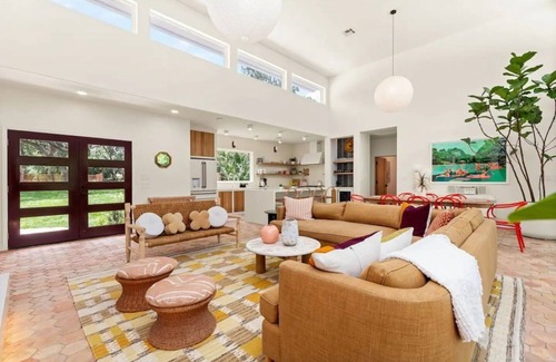 Austin Casa | Lake Austin Modern Luxury 200 Feet of Private Lakefront with 2 Docks