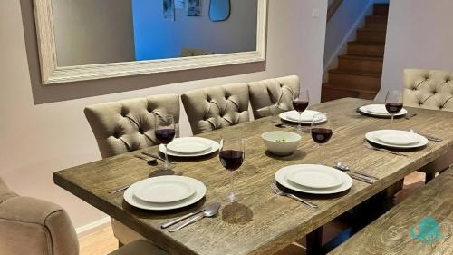 Murrays Beach Casa | Lake Breeze - lakeside, bushland escape, with plunge pool