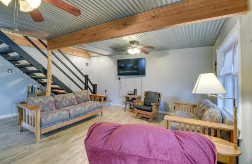 Brownwood Casa | Lake Brownwood Home with Private Boat Dock!