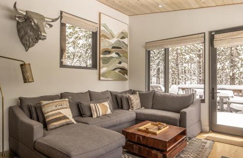 Big Sky Casa | Lake Cabin #20