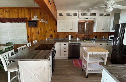 Detroit Lakes Cabina | Lake Cabin