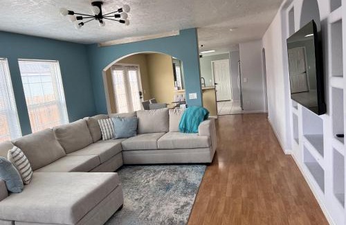 Page Casa | Lake Canyon Getaway!