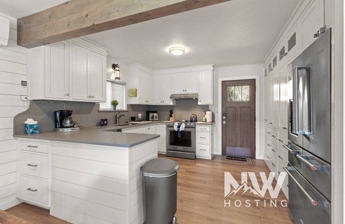 Coeur d'Alene Casa | Lake CDA: Soak, Paddle, Dock & Unwind