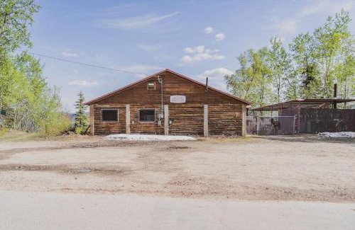 Harding-Birch Lakes Apartamento | Lake Chateau's Private Cabin