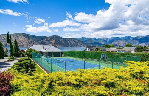 Manson Casa | Lake Chelan Estate with Private Beach and Tennis Court. Resort-like paradise!