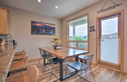 Manson Casa | Lake Chelan Home w/ Boat Dock & Slip