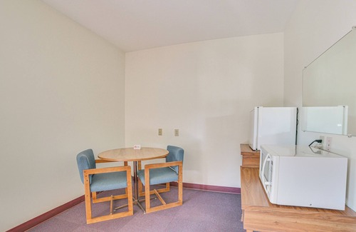 Lake City Apartamento | Lake City Studio: Walk to Engelwood Beach & Town