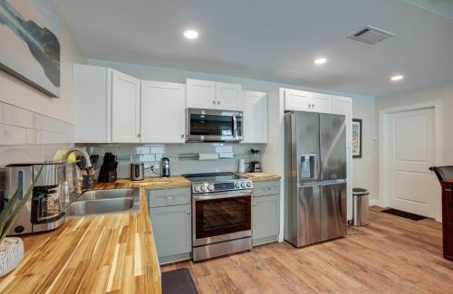 Willis Casa | Lake Conroe Vacation Rental half Mi to Boat Launch!