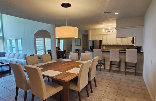 Walden on Lake Conroe Casa | Lake Conroe Waterfront 5BR/5.5BA Home w/2 Docks and private pool