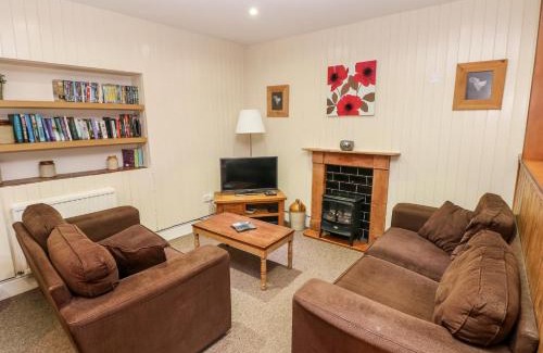 Llys Y Fran Casa | Lake Cottage