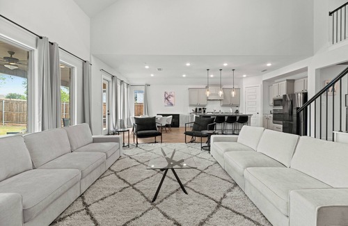 Little Elm Casa | Lake Cove Retreat- 4-Bedroom Escape
