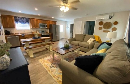 Nancy Cabina | Lake Cumberland "Lake Daze Cabin" near Clearwater