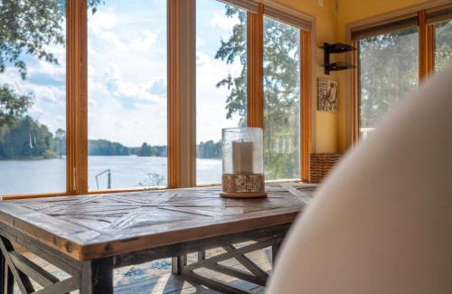 Hillsborough Casa | Lake Days Getaway