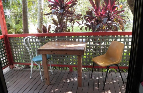 Lake Eacham Complejo | Lake Eacham Tourist Park & Cabins