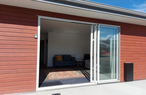 Otematata Apartamento | LAKE ESCAPE - Brand new warm and quiet two bedroom Apartment