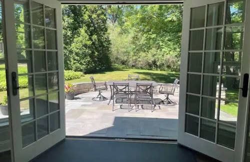 Lake Forest Casa | Lake Forest Luxury 4 Bedroom with Beach nearby