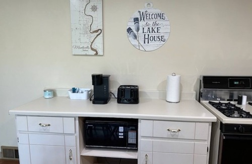 Monticello Casa | Lake Freeman house w/boat dock... Minutes from Indiana Beach/Lake Shafer