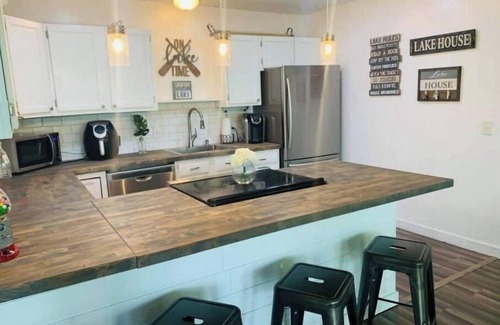 Bracey Casa | Lake Front, 2 Level Boathouse with Outdoor Bar,