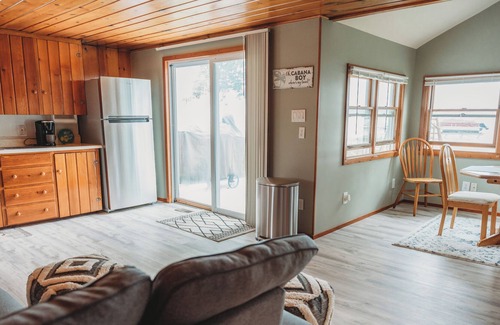 Houghton Lake Cabina | Lake Front and Beautiful Sandy Beach