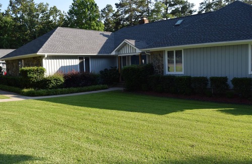 Chapin Casa | Lake Front Apartment en Lake Murray con una excelente cala tranquila!