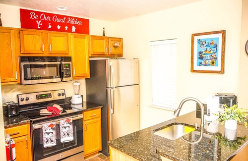 Venetian Bay Villages Casa | Lake Front Authentic Disney Collection Edition 4 Bedroom Townhome