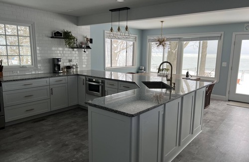 Burtchville Casa | Lake Front Beach House On Lake Huron - Private Beach