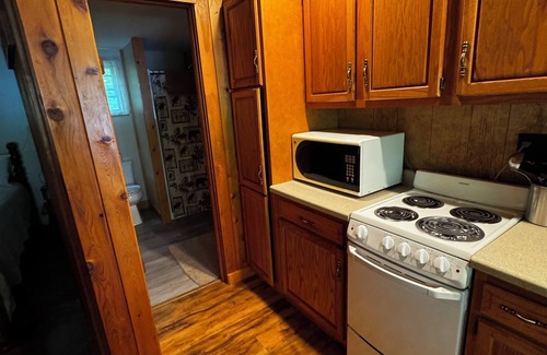 Moriah Center Cabina | Overlook ~ Lake Front Cabin en el hermoso Lincoln Pond!