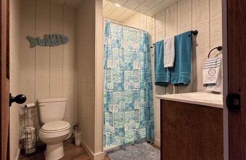 Quinlan Cabina | Lake Front Cabin with Marina Access
