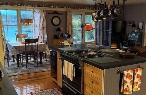 Lime Lake-Machias Cabaña | Lake Front Charming 3-bedroom cottage on Lime Lake near Ellicottville