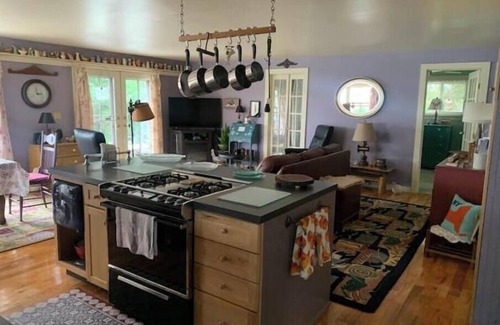 Lime Lake-Machias Cabaña | Lake Front Charming 3-bedroom cottage on Lime Lake near Ellicottville