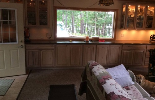 Land O Lakes Cabaña | Lake Front Cottage en el hermoso gran lago Portage con playa privada y muelle.